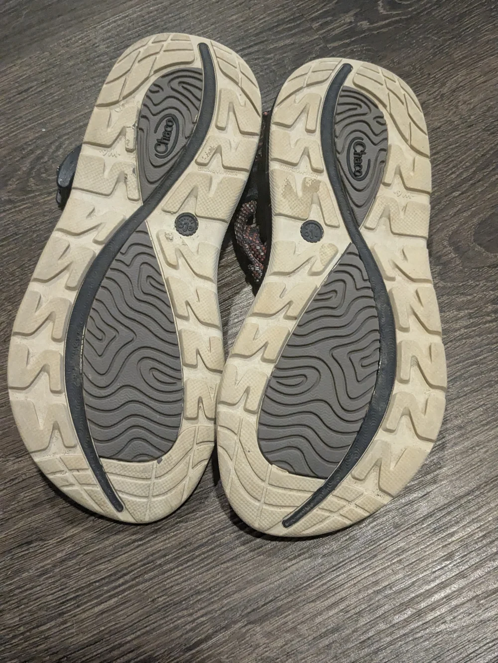 Chaco Women's Sandals - Black and Red Pattern Size 6